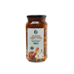 Garlic Pickle – A Spicy & Tangy Delight!